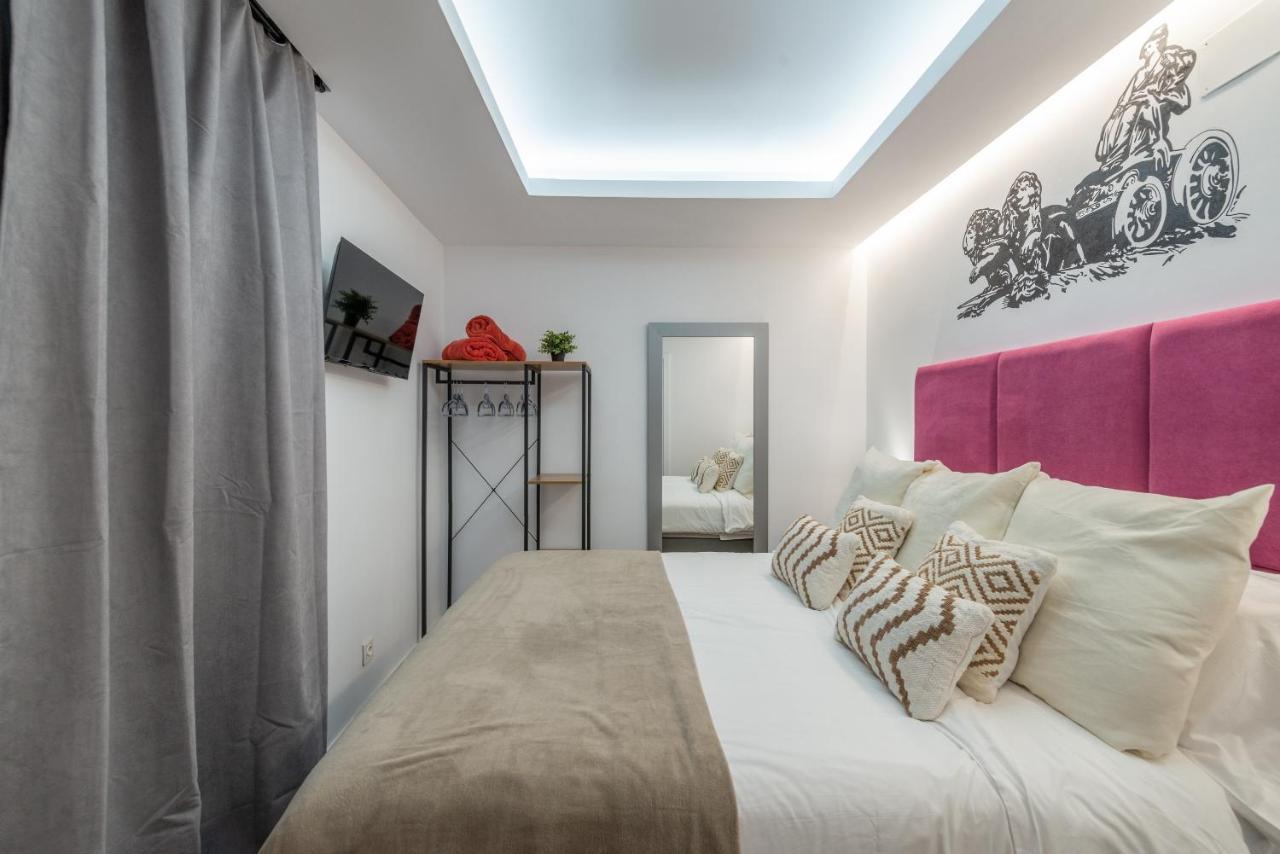 The Heart Of The City, Sol, By Monaro***** Madrid Exterior foto