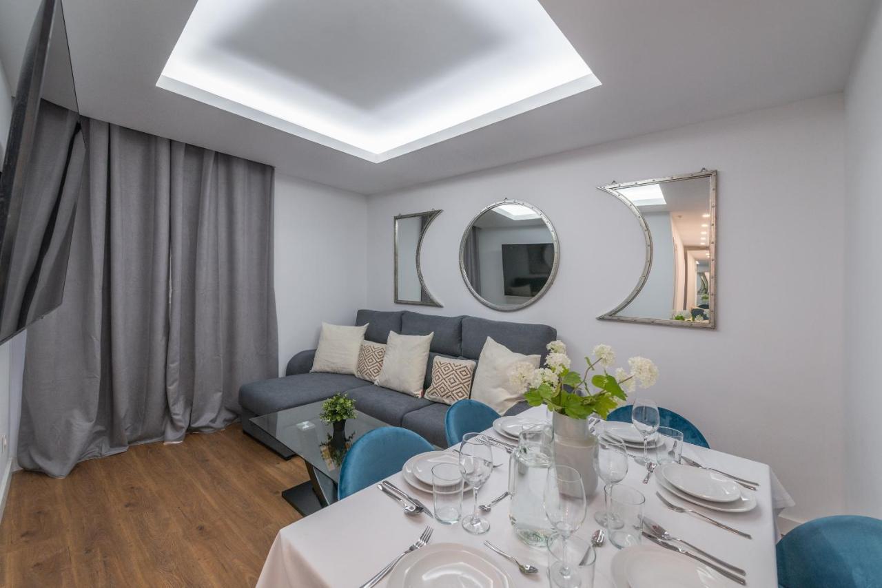 The Heart Of The City, Sol, By Monaro***** Madrid Exterior foto